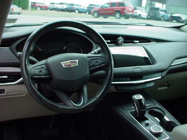 2019 Cadillac XT4 AWD Premium Luxury