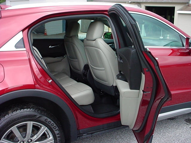 2019 Cadillac XT4 AWD Premium Luxury